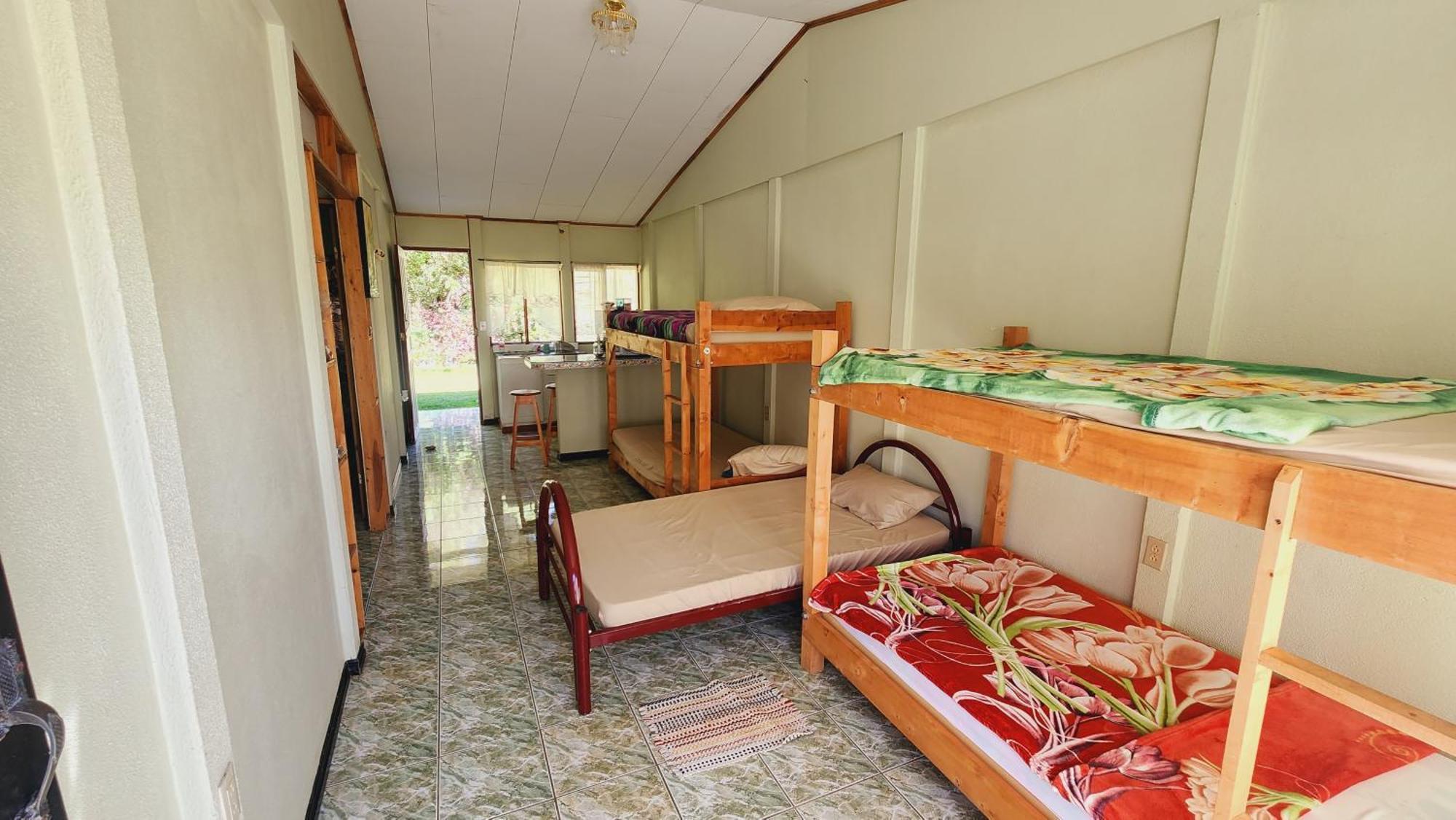 Hospedajes Richie Eco Camp Providencia Bagian luar foto